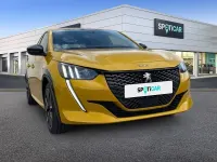 Usado Peugeot 208 GT-line 130 CV (95 kW) 2020 Dorado Utilitario