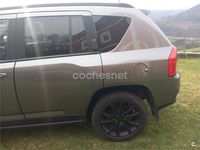 Usado Jeep Compass Limited 163 CV (119 kW) 2013 Gris / plata SUV