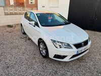 Usado Seat Leon Style 110 CV (80 kW) 2018 Blanco Berlina