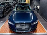 Usado Audi A8L Exclusive 435 CV (319 kW) 2014 Azul Berlina