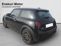 Usado Mini Cooper Essential 156 CV (114 kW) 2024 Negro Utilitario