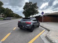 Usado VW T-Roc Advance 150 CV (110 kW) 2022 Gris / plata SUV