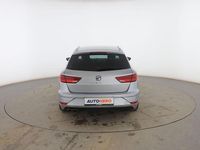 Usado Seat Leon XCELLENCE 180 CV (132 kW) 2018 Plata Familiar