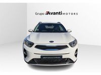Usado Kia Stonic 84 CV (61 kW) 2019 Blanco SUV
