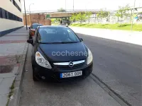 Usado Opel Corsa 90 CV (66 kW) 2008 Negro Utilitario