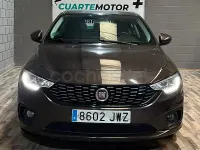 Usado Fiat Tipo Lounge 95 CV (69 kW) 2017 Marrón Berlina
