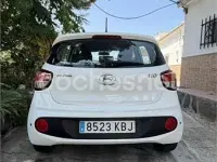 Usado Hyundai i10 66 CV (48 kW) 2017 Blanco Utilitario
