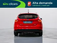 Usado Ford Focus Trend+ 125 CV (91 kW) 2018 Blanco Berlina