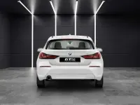 Usado BMW 118 136 HP (100 kW) 2022 Branco Citadino