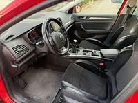 Usado Renault Mégane IV Zen 110 CV (80 kW) 2017 Rojo Utilitario