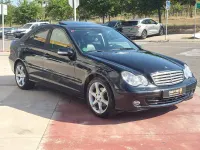 Usado Mercedes C180 Sport Edition 143 CV (105 kW) 2006 Azul Berlina