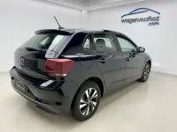 Usado VW Polo Advance 95 CV (69 kW) 2021 Negro Utilitario