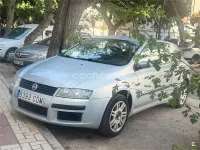 Usado Fiat Stilo Dynamic 115 CV (84 kW) 2003 Gris / plata Berlina