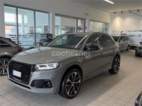 Usado Audi Q5 Comfort 190 CV (139 kW) 2019 Gris / plata SUV