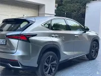Usado Lexus NX300h Sport Line 197 CV (144 kW) 2020 Gris / plata SUV