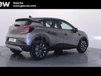 Usado Renault Captur Equilibre 90 CV (66 kW) 2024 Gris / plata SUV