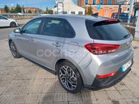 Usado Hyundai i30 N Line 100 CV (73 kW) 2024 Gris / plata Berlina