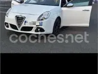 Usado Alfa Romeo Giulietta Distinctive 170 CV (125 kW) 2012 Blanco Utilitario