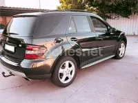 Usado Mercedes ML320 224 CV (164 kW) 2008 Negro SUV