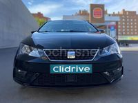 Usado Seat Leon Style Plus 150 CV (110 kW) 2018 Negro Familiar