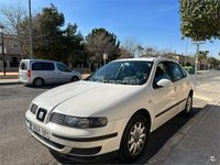Usado Seat Leon Stella 75 CV (55 kW) 2001 Blanco Utilitario