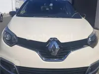 Usado Renault Captur Zen 90 CV (66 kW) 2014 Blanco SUV