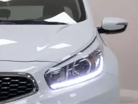 Usado Kia Ceed 101 CV (74 kW) 2017 Blanco Utilitario