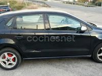 Usado VW Polo Advance 75 CV (55 kW) 2013 Negro Berlina