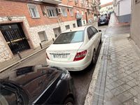 Usado Mercedes C200 Avantgarde 136 CV (100 kW) 2009 Blanco Berlina