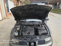 Usado Seat Leon Stella 110 CV (80 kW) 2004 Azul Utilitario