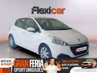 Usado Peugeot 208 Active 101 CV (74 kW) 2020 Blanco Utilitario