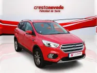 Usado Ford Kuga Trend 150 CV (110 kW) 2019 Rojo SUV