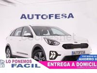 Usado Kia Niro 141 HP (103 kW) 2021 Branco SUV