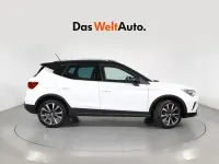 Usado Seat Arona FR 115 CV (84 kW) 2025 Blanco SUV