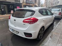 Usado Kia Ceed GT 136 HP (100 kW) 2017 Branco Sedan
