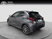 Usado Toyota Yaris Hybrid Style 116 CV (85 kW) 2022 Gris grafito Berlina