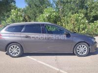Usado Peugeot 308 Style 100 CV (73 kW) 2020 Gris / plata Familiar