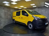 Usado Renault Trafic 95 CV (69 kW) 2019 Amarillo Monovolumen