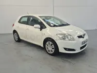 Usado Toyota Auris Luna 126 CV (92 kW) 2008 Blanco Utilitario