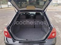 Usado Ford Mondeo Trend 125 CV (91 kW) 2002 Negro Berlina