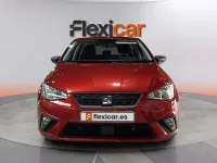 Usado Seat Ibiza Reference 90 CV (66 kW) 2019 Granate Utilitario