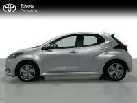 Usado Toyota Yaris Active 116 CV (85 kW) 2025 Gris Utilitario