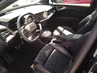 Usado Audi Q4 Sportback e-tron Ambiente 219 kW (299 CV) 2023 Eléctrico SUV
