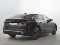 Usado Audi A6 e-tron S-Line 269 kW (367 CV) 2025 Negro Berlina