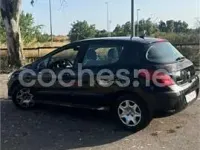 Usado Peugeot 308 90 CV (66 kW) 2009 Negro Berlina