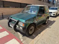 Usado Suzuki Vitara 80 CV (58 kW) 1999 Verde SUV