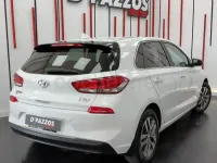 Usado Hyundai i30 120 CV (88 kW) 2020 Blanco Berlina