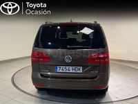Usado VW Touran Advance 140 CV (102 kW) 2011 Marrón Monovolumen