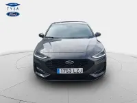 Usado Ford Focus ST-Line 125 CV (91 kW) 2022 Gris / plata Berlina
