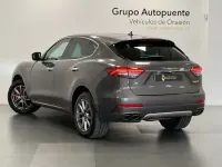 Usado Maserati Levante GranLusso 350 CV (257 kW) 2021 Gris / plata SUV